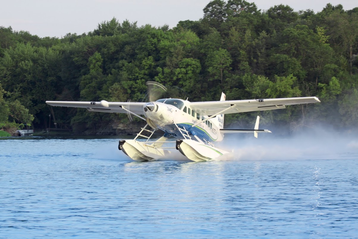 SEAPLANE AND CRUISE HALONG BAY FULL DAY TOUR